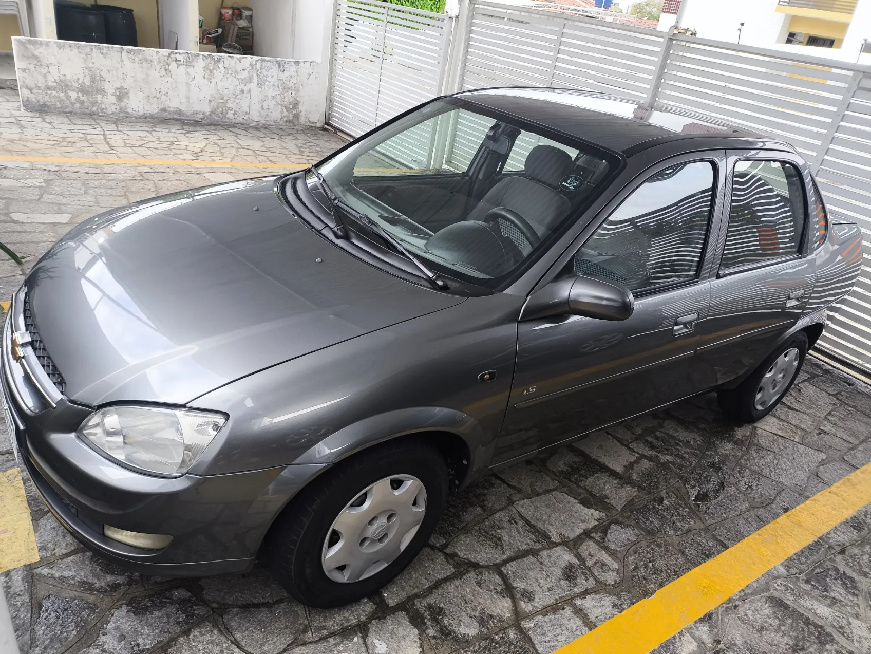 Chevrolet Classic LS 2011